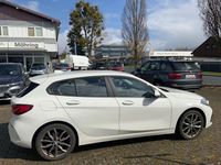Gebraucht BMW 120 Advantage 190 PS (139 kW) 2023 Weiß Kleinwagen