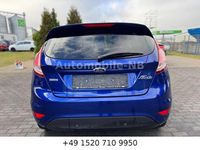 Gebraucht Ford Fiesta SYNC Edition 101 PS (74 kW) 2014 Blau Kleinwagen