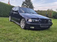 Gebraucht BMW 320 Basis 150 PS (110 kW) 1998 Blau Kombi