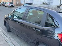 Gebraucht Citroën C3 SELECTION 95 PS (69 kW) 2012 Schwarz Limousine