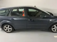 Usata Ford Focus Trend 90 CV (66 kW) 2006 Nero Station wagon