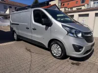 Gebraucht Opel Vivaro 145 PS (106 kW) 2018 Grau Van / Kleinbus