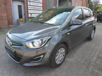 Gebraucht Hyundai i20 Trend 101 PS (74 kW) 2014 Grau Kleinwagen
