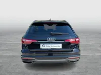 Gebraucht Audi A4 Exclusive 163 PS (119 kW) 2023 Schwarz Kombi