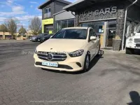 Gebraucht Mercedes B200 150 PS (110 kW) 2019 Hellelfenbein Van / Kleinbus
