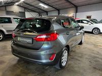 Gebraucht Ford Fiesta Cool & Connect 101 PS (74 kW) 2018 Grau Kleinwagen