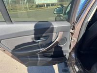 Gebraucht BMW 320 184 PS (135 kW) 2013 Braun Kombi