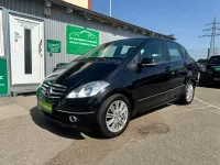 Gebraucht Mercedes A180 Elegance 109 PS (80 kW) 2012 Schwarz Kleinwagen