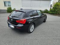 gebraucht BMW 116 i schwarz Facelift