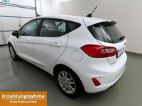 Gebraucht Ford Fiesta Trend 75 PS (55 kW) 2020 Frostweiß Limousine
