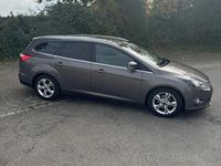 Gebraucht Ford Focus 125 PS (91 kW) 2012 Grau Kombi