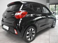 Neu Hyundai i10 Advanced 79 PS (58 kW) 2025 Schwarz Kleinwagen