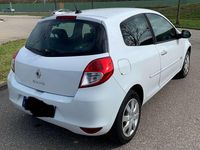 Gebraucht Renault Clio II Night&Day 75 PS (55 kW) 2010 Limousine