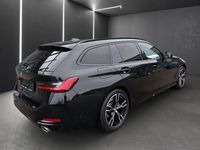 Gebraucht BMW 320 Sport Line 184 PS (135 kW) 2024 Schwarz uni Kombi