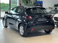 Neu Mazda 2 Center-Line 116 PS (85 kW) 2026 Schwarz Kleinwagen