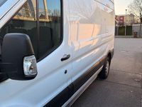 Gebraucht Ford Transit 170 PS (125 kW) 2023 Weiß Limousine