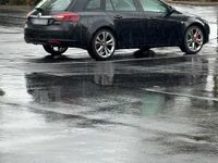 Gebraucht Opel Insignia 140 PS (102 kW) 2014 Schwarz Kombi