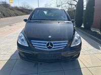 Gebraucht Mercedes E200 193 PS (141 kW) 2005 Schwarz Limousine