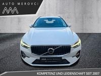 Gebraucht Volvo XC60 197 PS (144 kW) 2023 Weiß SUV