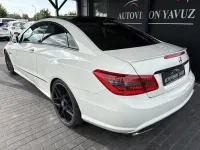 Gebraucht Mercedes E500 408 PS (300 kW) 2012 Calcitweiss  unilack Coupé