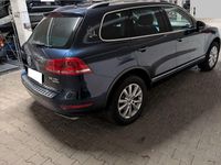 Gebraucht VW Touareg 239 PS (175 kW) 2010 Blau SUV