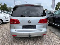 Gebraucht VW Touran Highline 170 PS (125 kW) 2012 Reflexsilber Van / Kleinbus