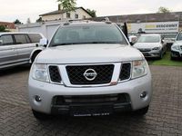 Gebraucht Nissan Navara 231 PS (169 kW) 2013 Silber (metallic) Pickup