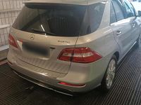 Gebraucht Mercedes ML350 258 PS (189 kW) 2013 Silber SUV