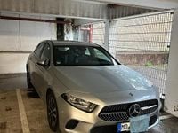 Gebraucht Mercedes A180 116 PS (85 kW) 2022 Grau Limousine
