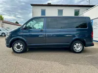 Gebraucht VW T6 150 PS (110 kW) 2017 Starlight blue metallic Van