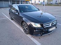 Second-hand Mercedes E220 AMG line 194 CP (142 kW) 2019 Negru Break