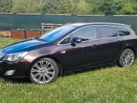 Używany Opel Astra 180 KM (132 kW) 2011 Brązowy Kombi