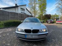 Gebraucht BMW 318 143 PS (105 kW) 2002 Silber Limousine