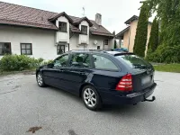 Gebraucht Mercedes C180 Classic 143 PS (105 kW) 2005 Blau Kombi