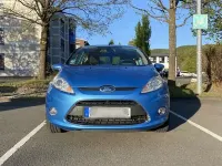 Gebraucht Ford Fiesta Titanium 97 PS (71 kW) 2010 Blau Limousine