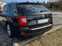 Gebraucht Skoda Superb 170 PS (125 kW) 2013 Schwarz Kombi