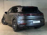 Gebraucht Porsche Cayenne S 519 PS (381 kW) 2024 Quarzitgraumetallic (metallic) SUV
