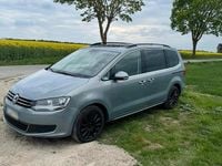 Second-hand VW Sharan 140 CP (102 kW) 2012 Albastru Monovolum