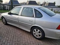 Gebraucht Opel Vectra 101 PS (74 kW) 2001 Grau Limousine
