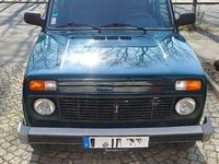 Gebraucht Lada niva 83 PS (61 kW) 2010 Grün SUV
