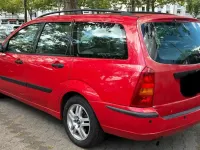 Gebraucht Ford Focus 101 PS (74 kW) 2003 Rot Kombi
