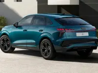 Neu Audi Q3 Sportback Advanced 204 PS (150 kW) 2026 Malpeloblau metallic SUV