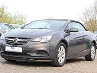 Second-hand Opel Cascada 140 CP (102 kW) 2015 Gri Cabrio