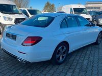 Gebraucht Mercedes E200 Avantgarde 150 PS (110 kW) 2018 Weiß Limousine