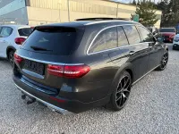 Gebraucht Mercedes E220 200 PS (147 kW) 2023 Grau Limousine