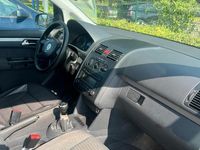 Gebraucht VW Touran 105 PS (77 kW) 2004 Grau Van / Kleinbus