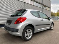 Gebraucht Peugeot 207 95 PS (69 kW) 2009 Other Kleinwagen