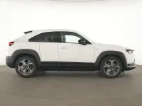 Gebraucht Mazda MX30 Ad'Vantage 106 kW (145 PS) 2023 Arctic white SUV