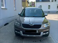 Używany Skoda Yeti 150 KM (110 kW) 2015 Brązowy SUV