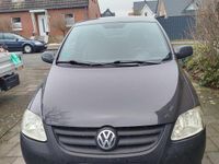 Gebraucht VW Fox 54 PS (39 kW) 2004 Grau Kleinwagen